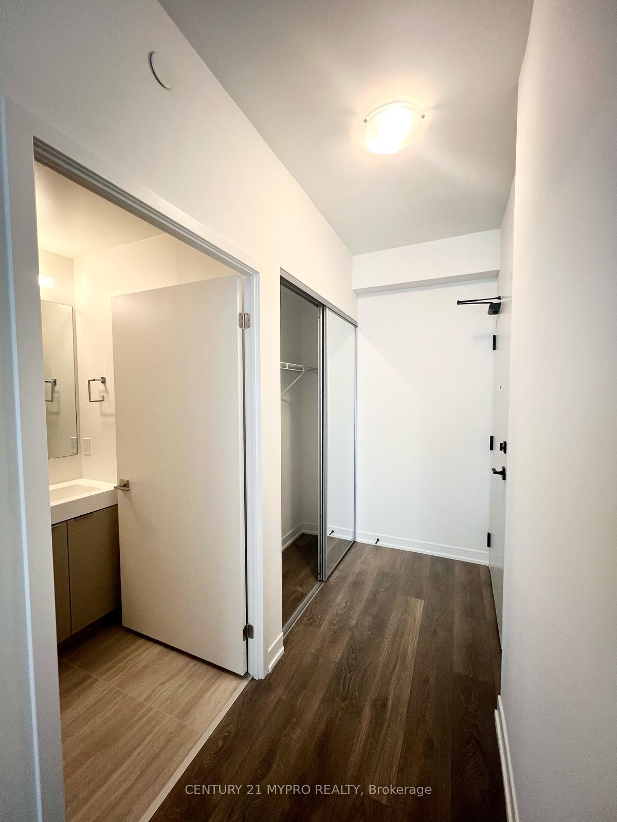Photo 6 of Unit 2318, 10 Abeja Street, Vaughan, Concord — HOMEH
