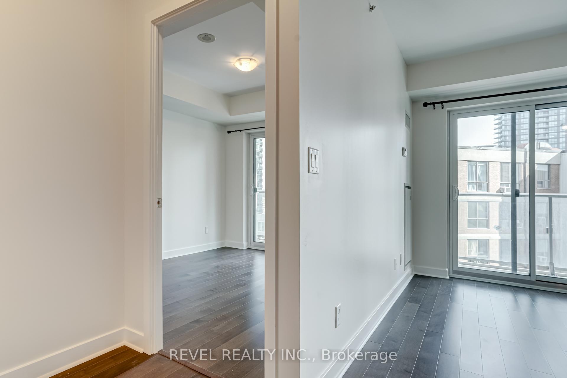 Photo 7 of Unit 1705, 58 Orchard View Boulevard S, Toronto, Yonge-Eglinton — HOMEH