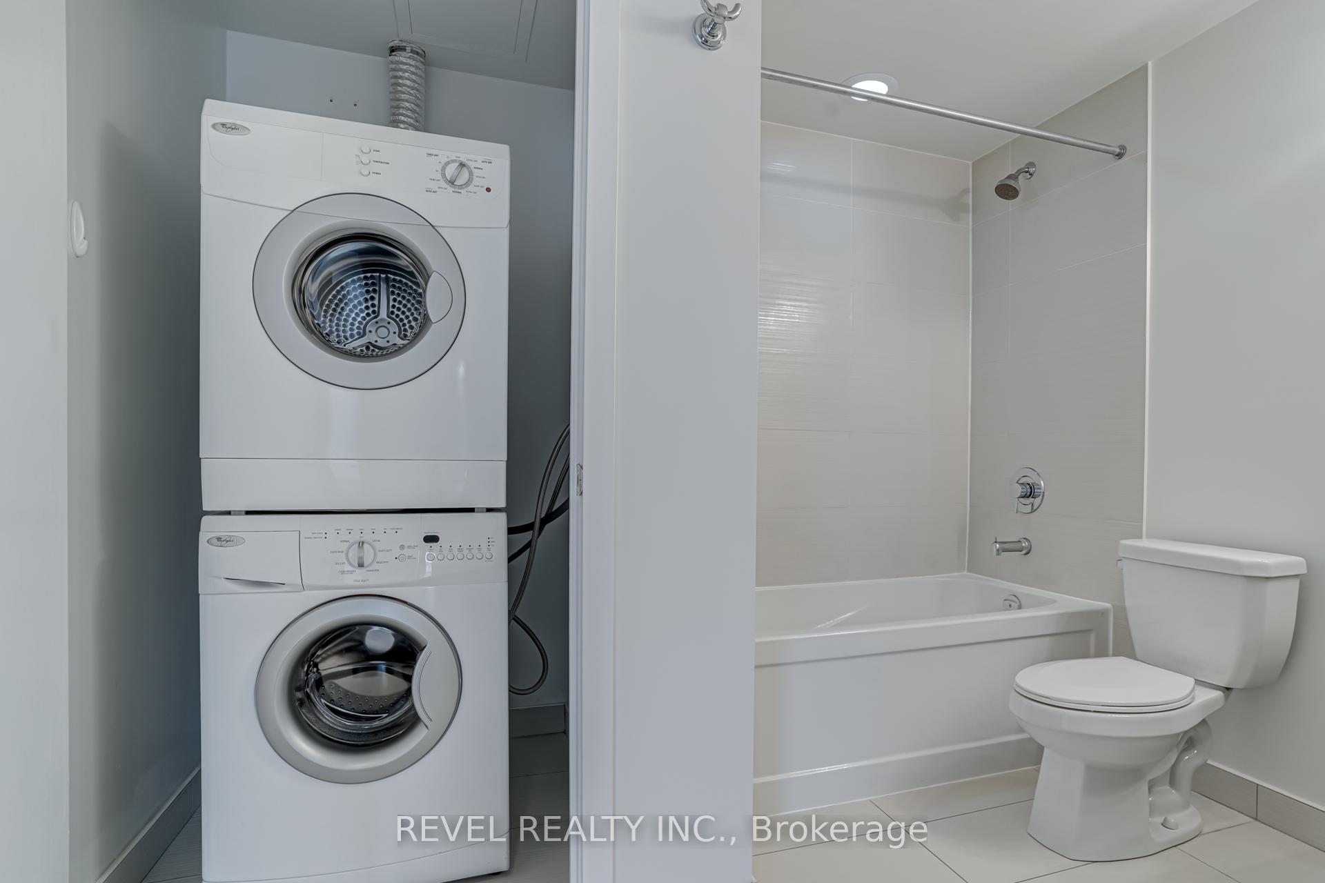 Photo 12 of Unit 1705, 58 Orchard View Boulevard S, Toronto, Yonge-Eglinton — HOMEH