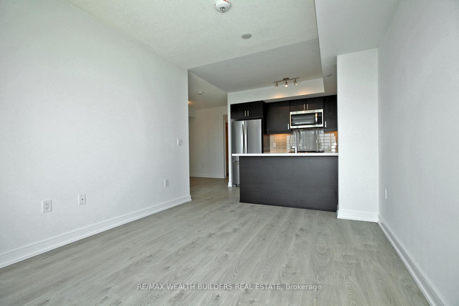 Photo 6 of Unit 3305, 50 Wellesley Street E, Toronto, Church-Yonge Corridor — HOMEH