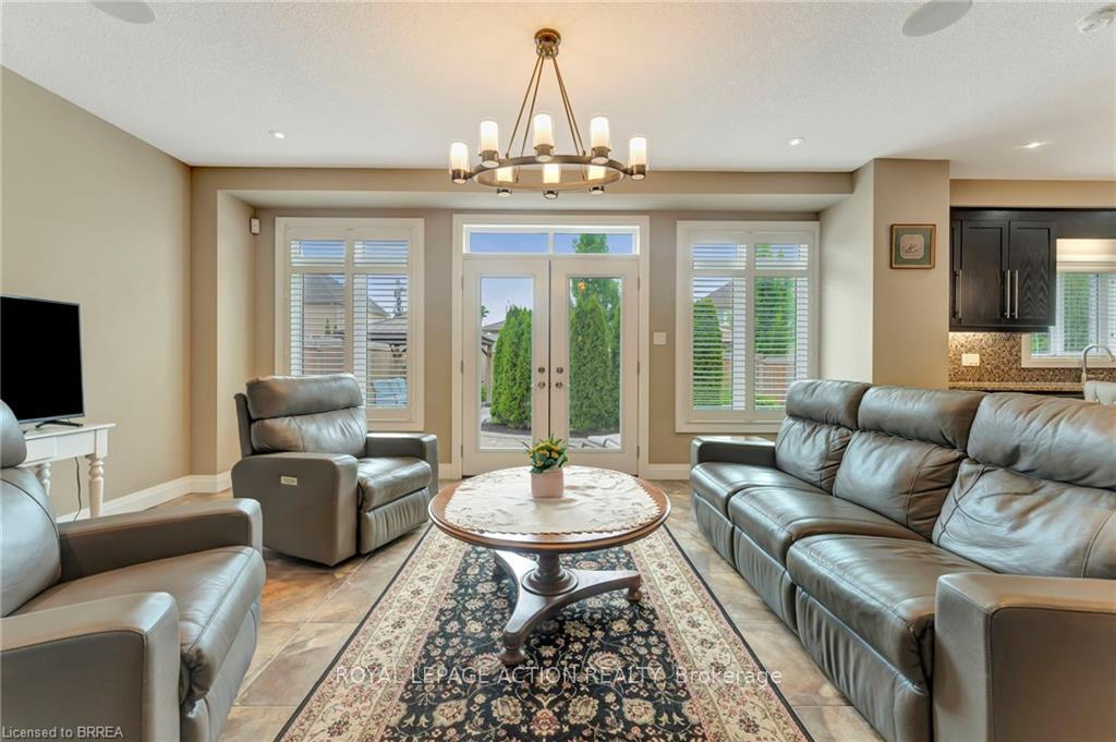 Photo 13 of 48 Crawford Place, Brant, Paris — HOMEH