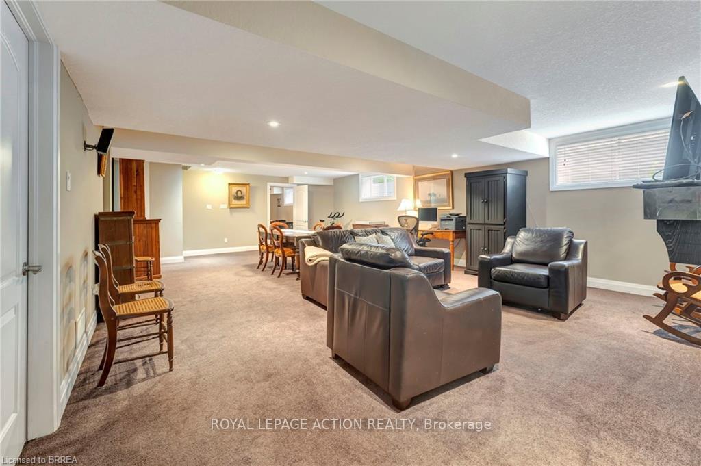 Photo 27 of 48 Crawford Place, Brant, Paris — HOMEH