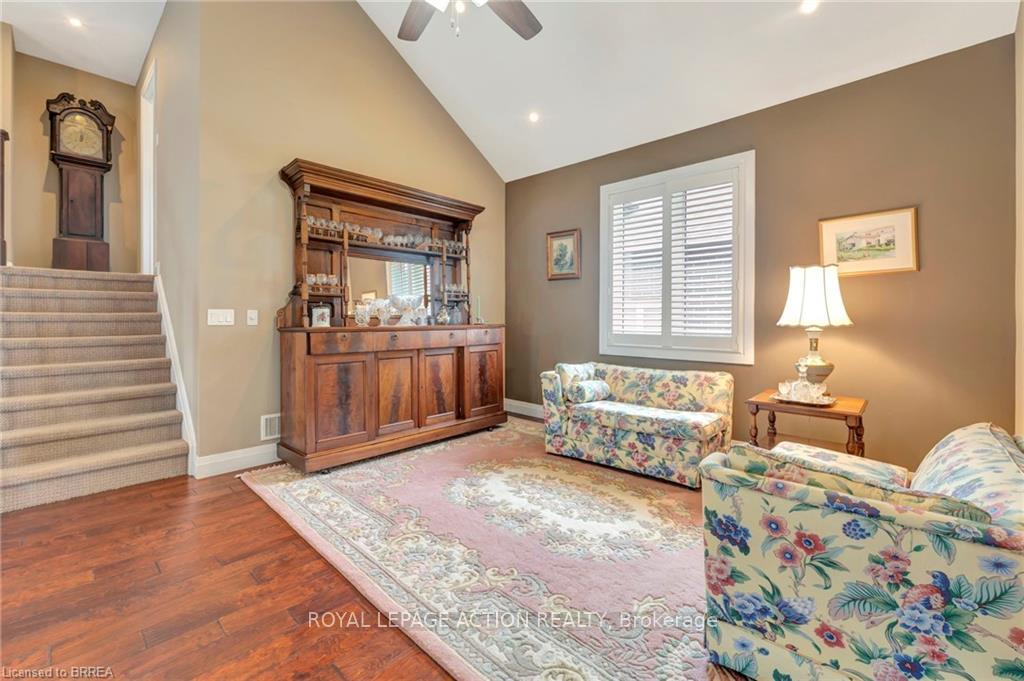 Photo 30 of 48 Crawford Place, Brant, Paris — HOMEH