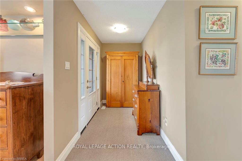 Photo 35 of 48 Crawford Place, Brant, Paris — HOMEH
