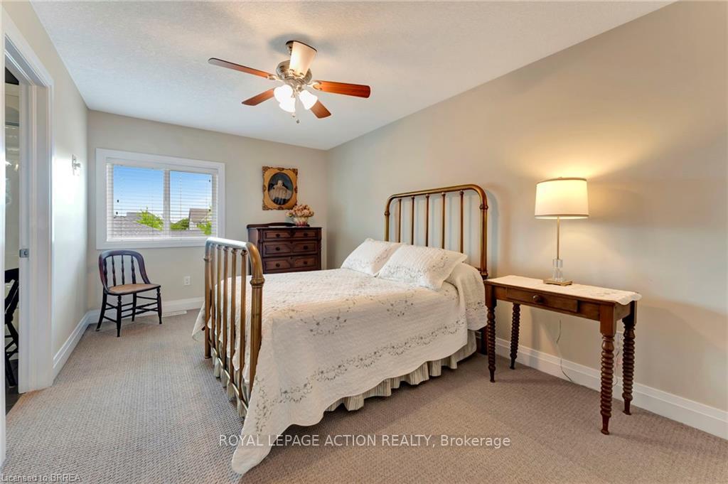 Photo 38 of 48 Crawford Place, Brant, Paris — HOMEH