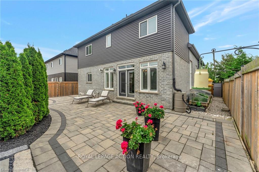 Photo 45 of 48 Crawford Place, Brant, Paris — HOMEH