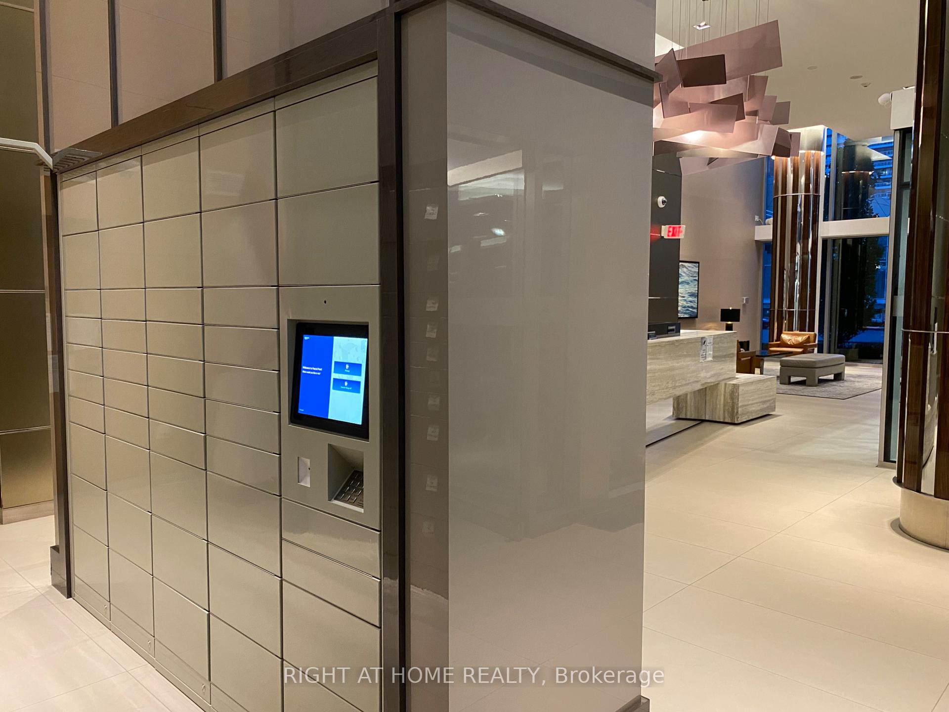 Photo 5 of Unit 610, 39 Queens Quay E, Toronto, Waterfront Communities — HOMEH