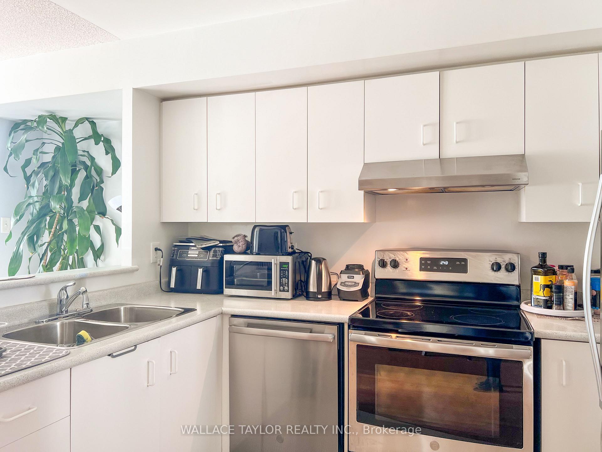Photo 5 of Unit 701, 39 Parliament Street, Toronto, Waterfront Communities — HOMEH