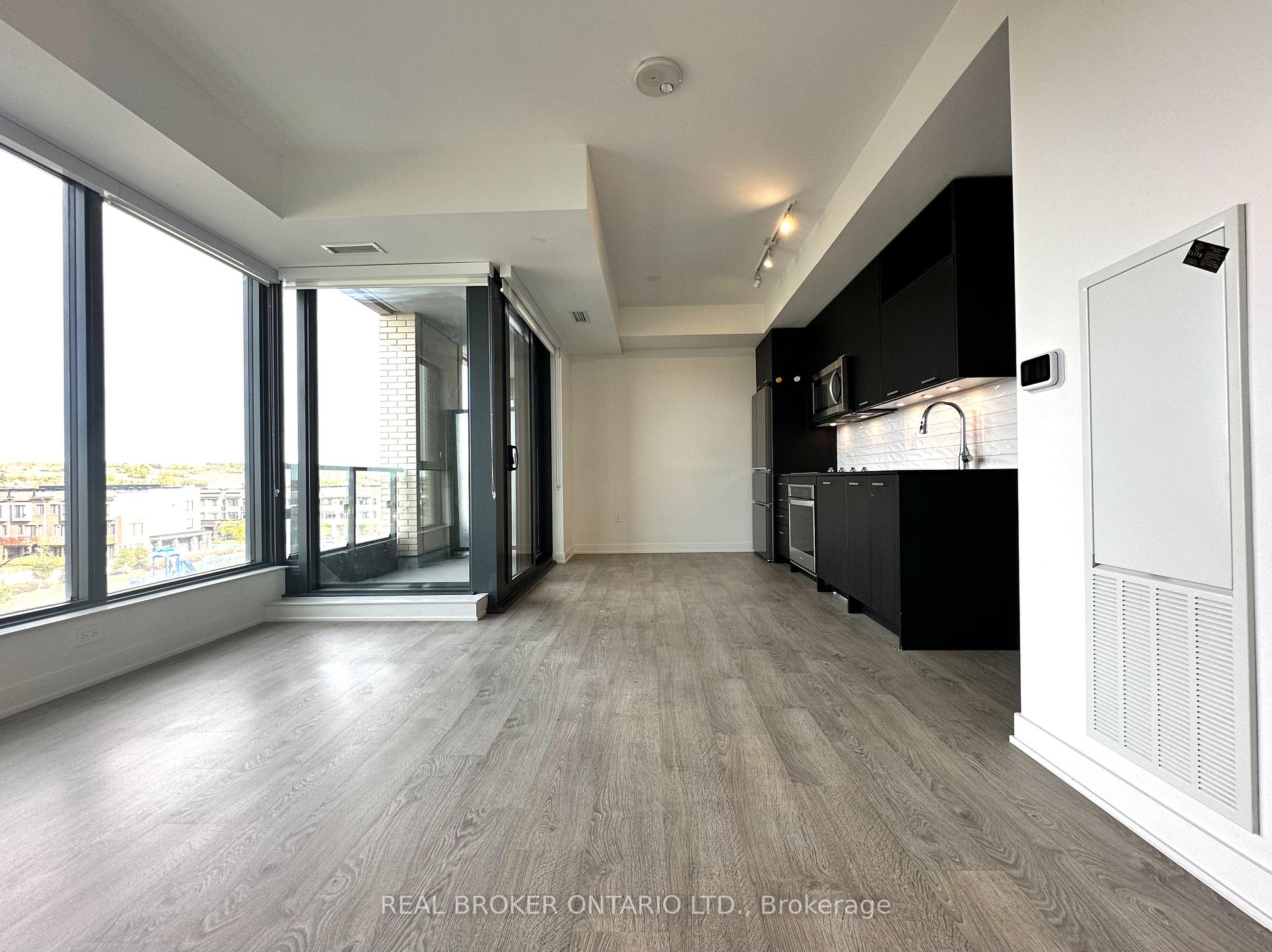 Photo 2 of Unit 409, 120 Eagle Rock Way, Vaughan, Rural Vaughan — HOMEH