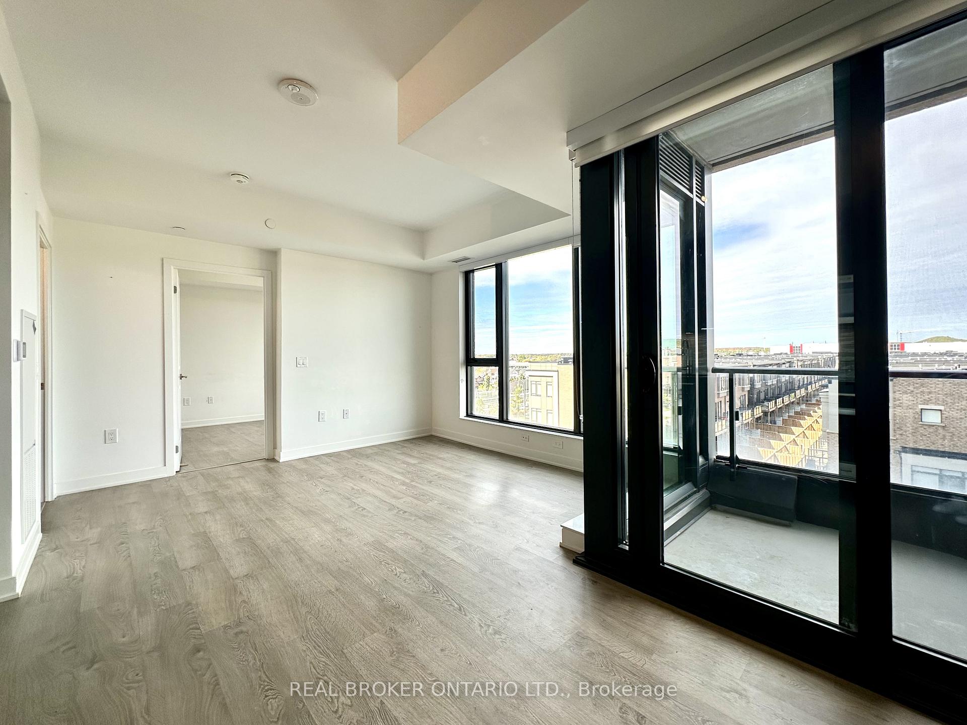 Photo 4 of Unit 409, 120 Eagle Rock Way, Vaughan, Rural Vaughan — HOMEH