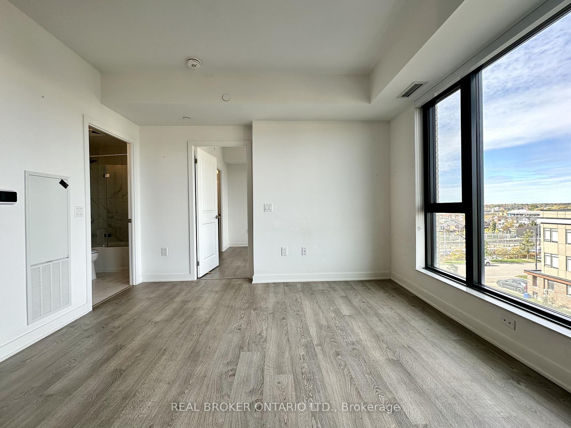 Photo 9 of Unit 409, 120 Eagle Rock Way, Vaughan, Rural Vaughan — HOMEH