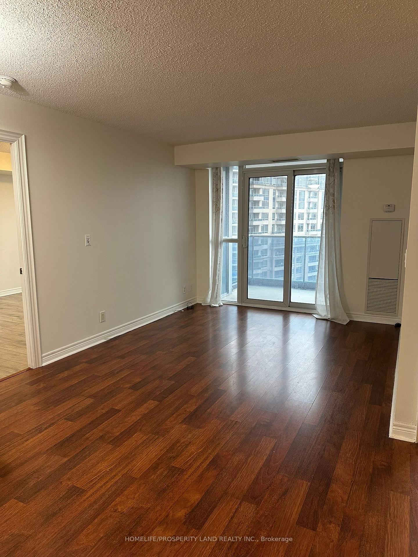 Photo 3 of Unit 1032, 33 Cox Boulevard, Markham, Unionville — HOMEH