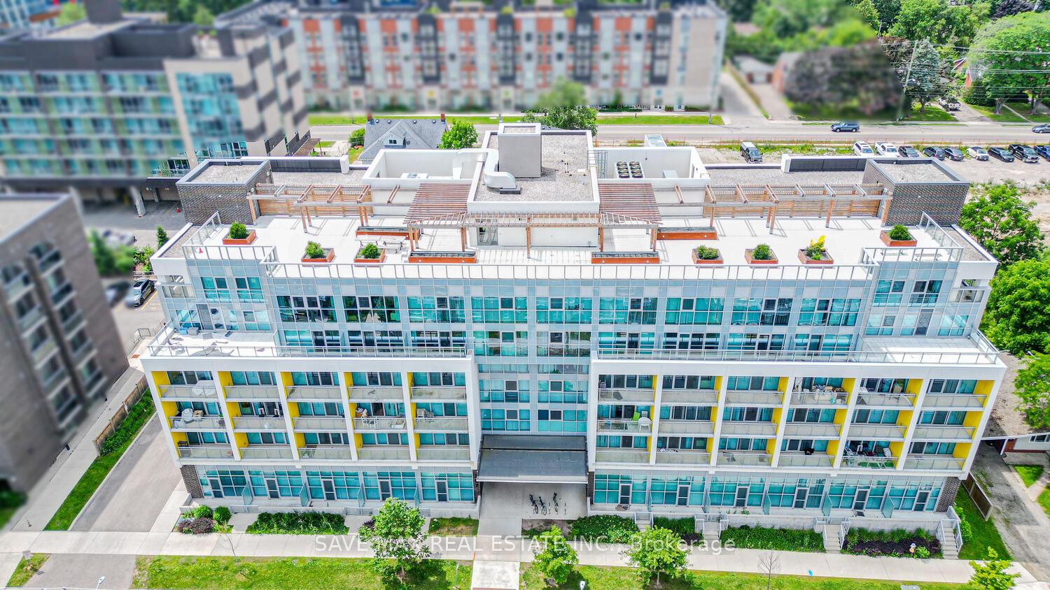 Front of Unit 405, 257 Hemlock Street