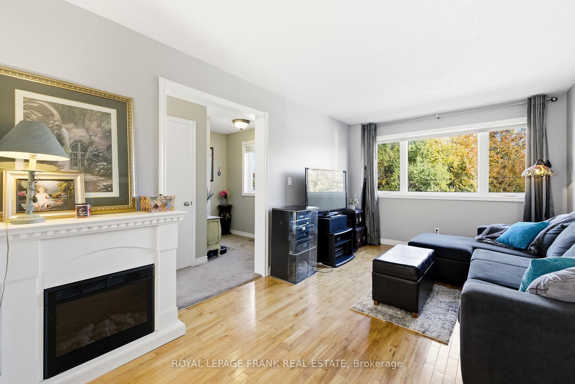 Photo 5 of 2702 Trulls Road, Clarington, Courtice — HOMEH