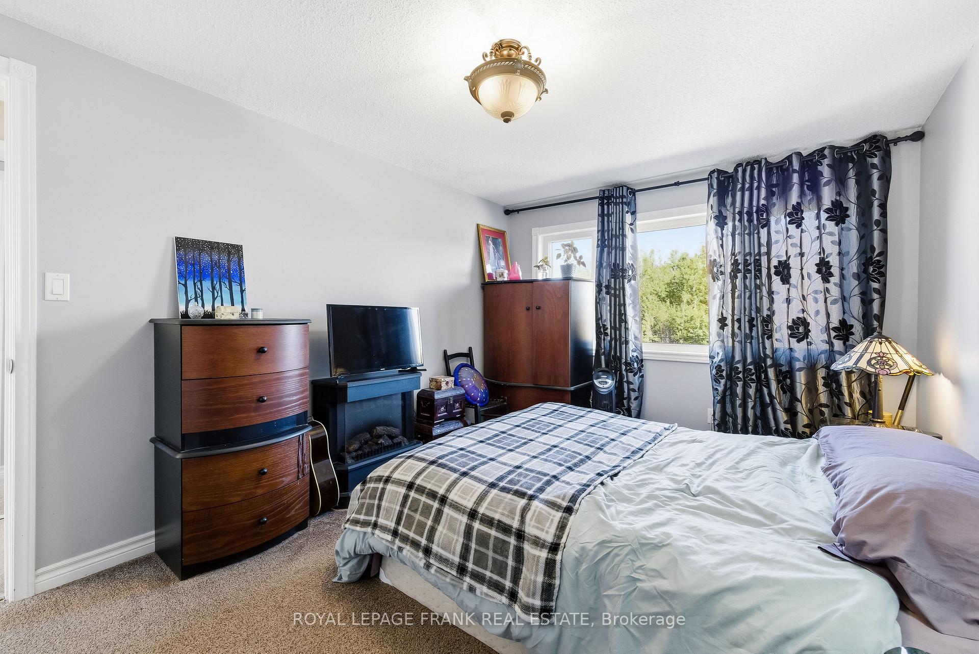 Photo 18 of 2702 Trulls Road, Clarington, Courtice — HOMEH