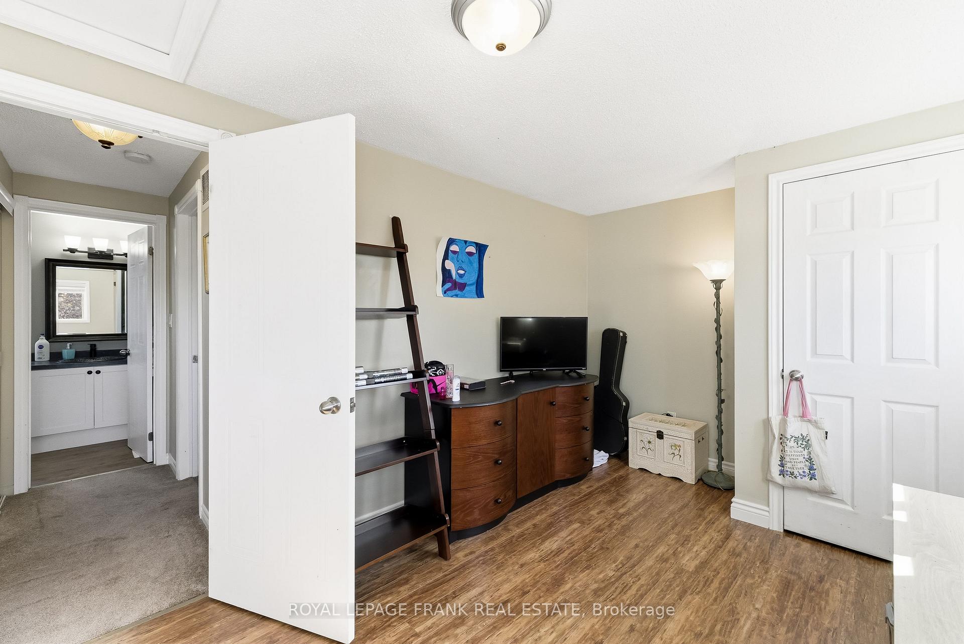 Photo 16 of 2702 Trulls Road, Clarington, Courtice — HOMEH