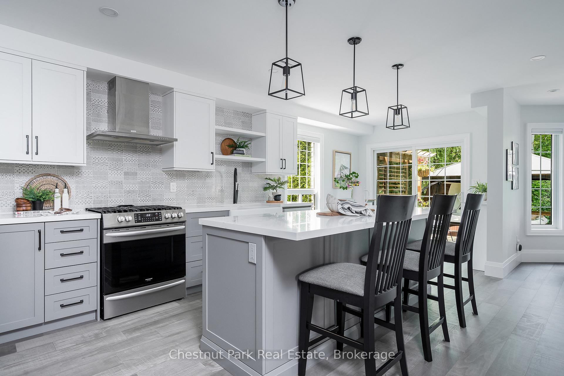 Photo 8 of 13 Brooke Avenue, Collingwood — HOMEH