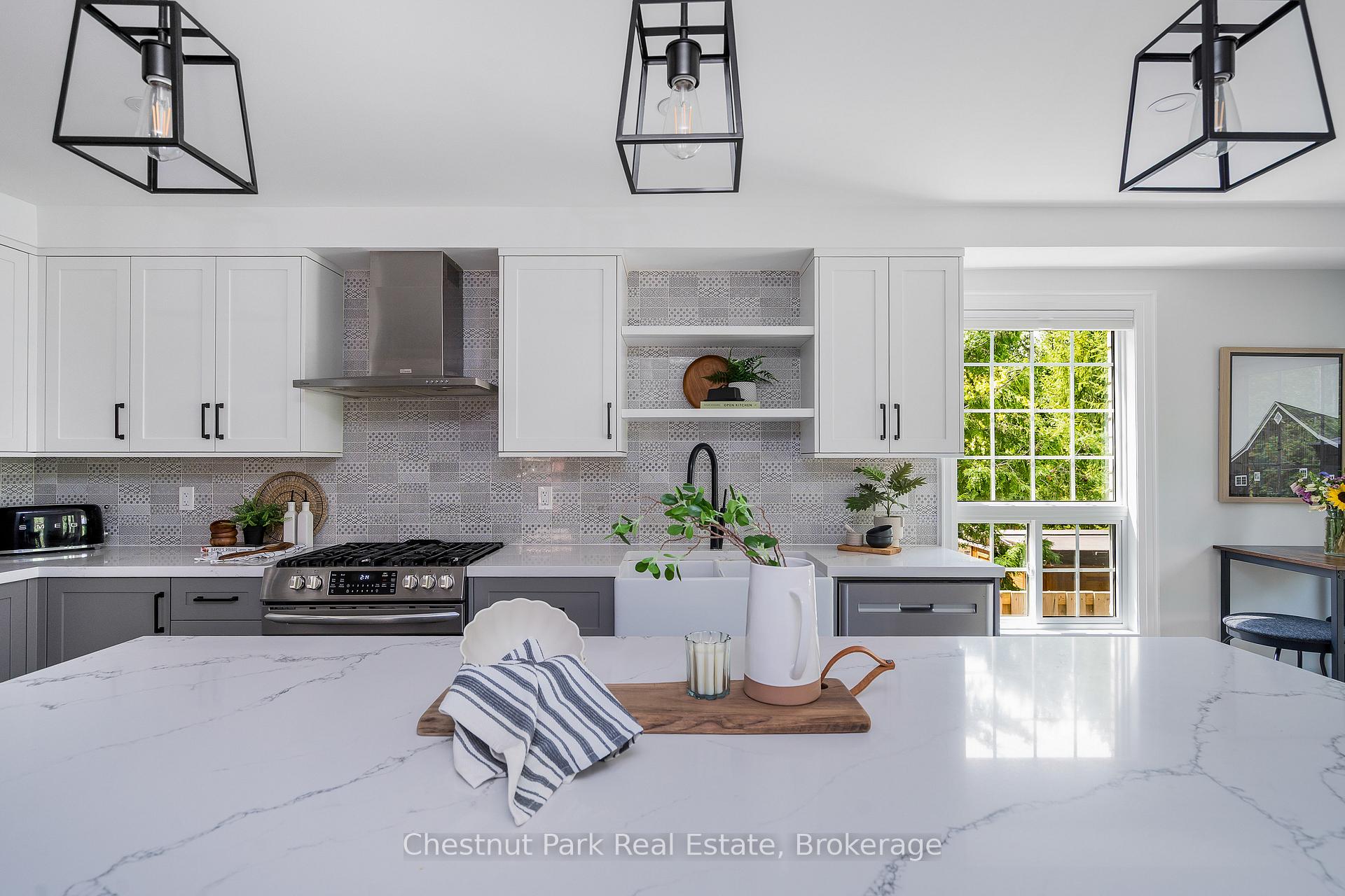 Photo 11 of 13 Brooke Avenue, Collingwood — HOMEH