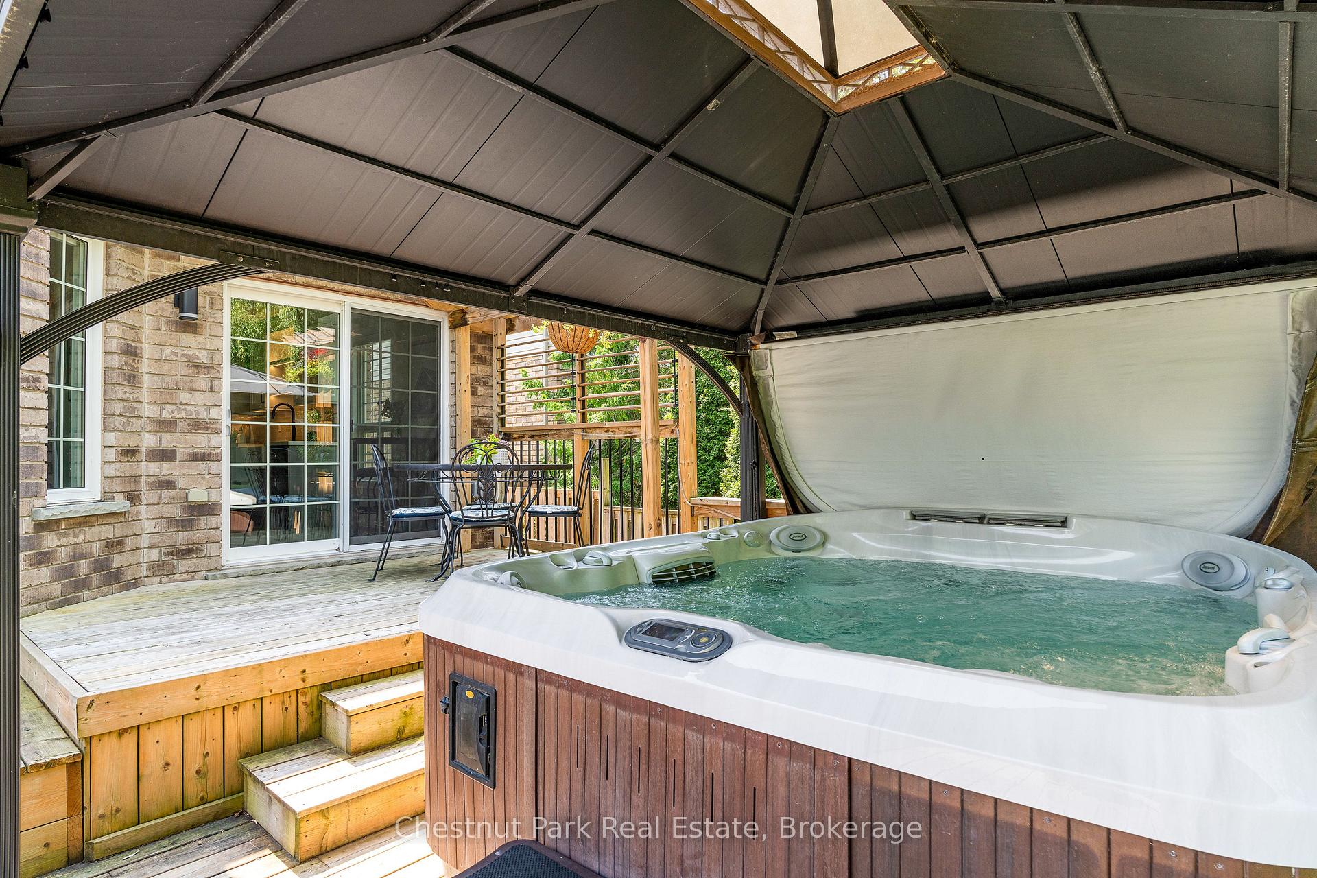 Photo 15 of 13 Brooke Avenue, Collingwood — HOMEH