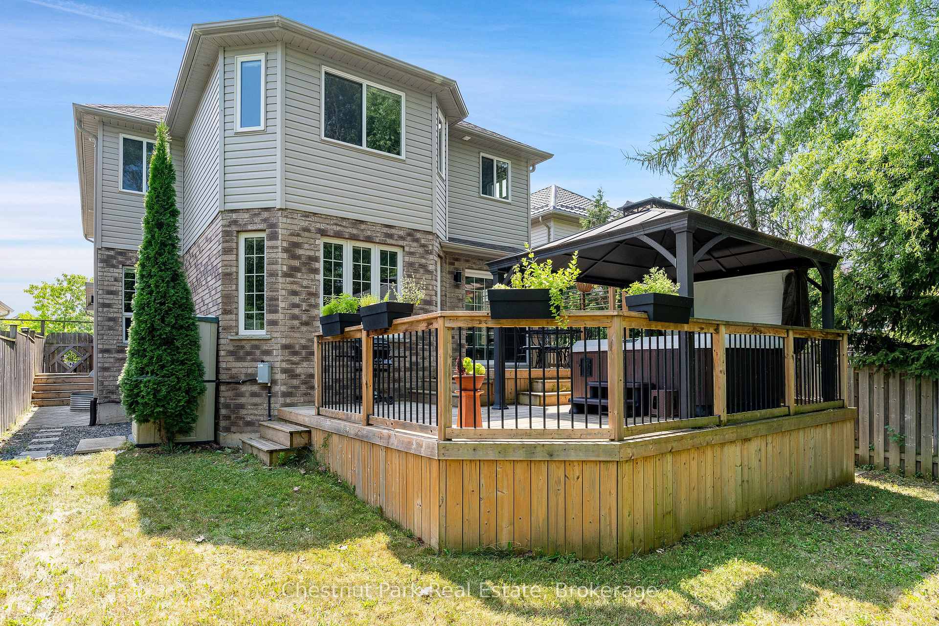 Photo 20 of 13 Brooke Avenue, Collingwood — HOMEH