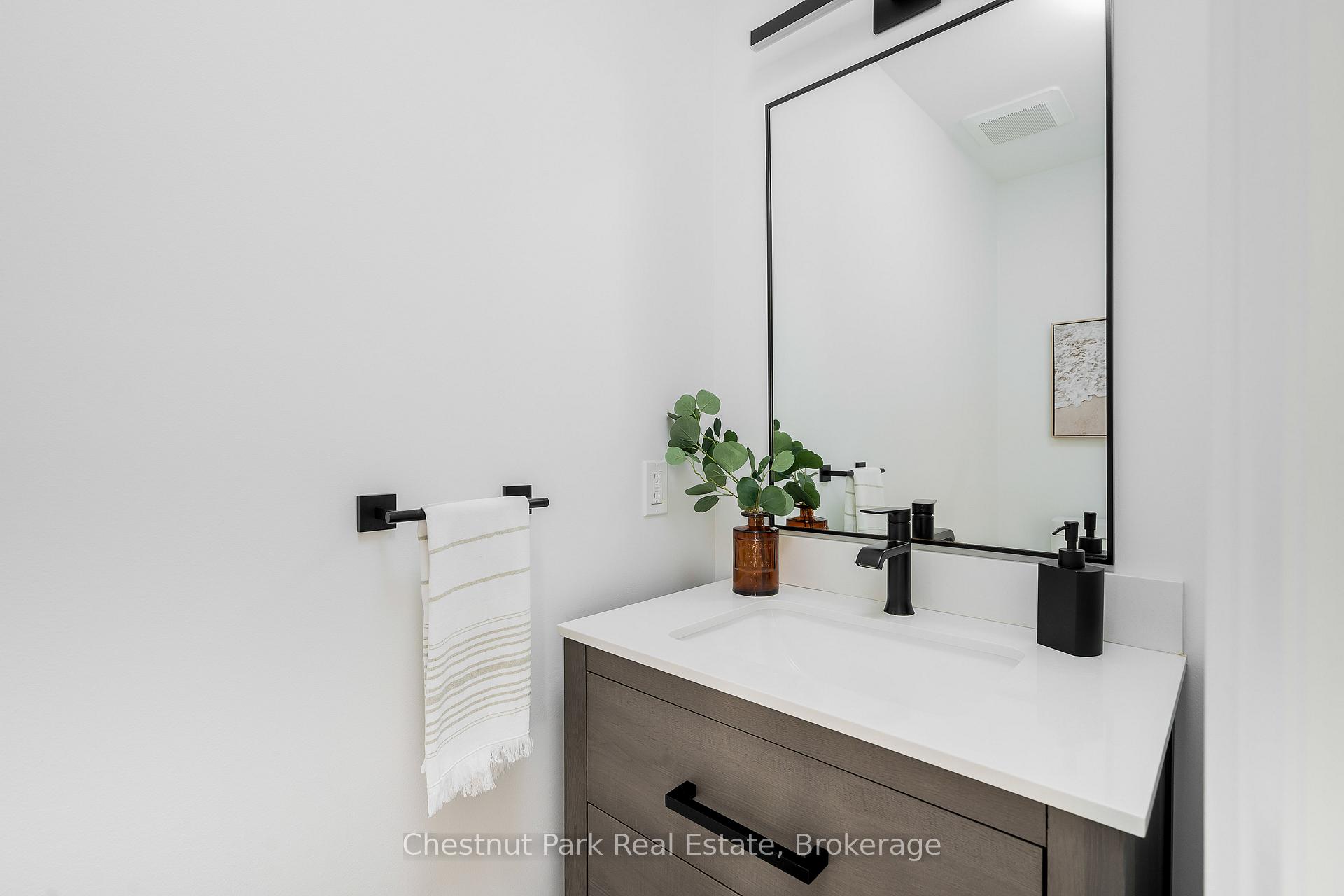 Photo 17 of 13 Brooke Avenue, Collingwood — HOMEH