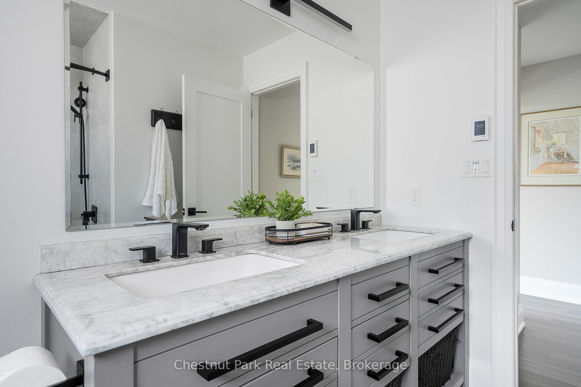 Photo 36 of 13 Brooke Avenue, Collingwood — HOMEH