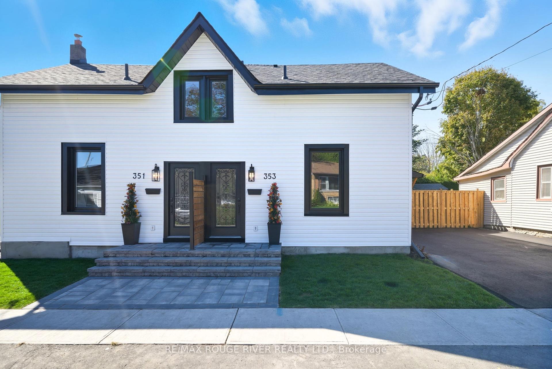 Front of 353 John Street