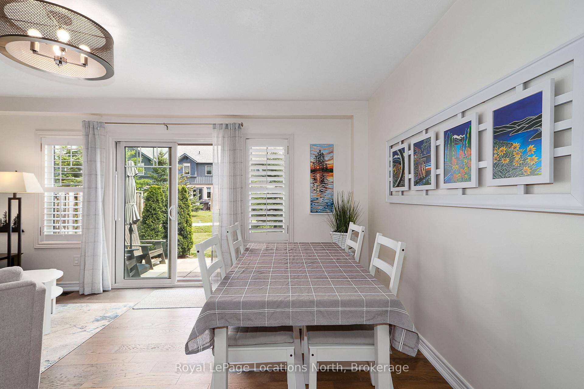 Photo 4 of 35 Silver Glen Boulevard, Collingwood — HOMEH