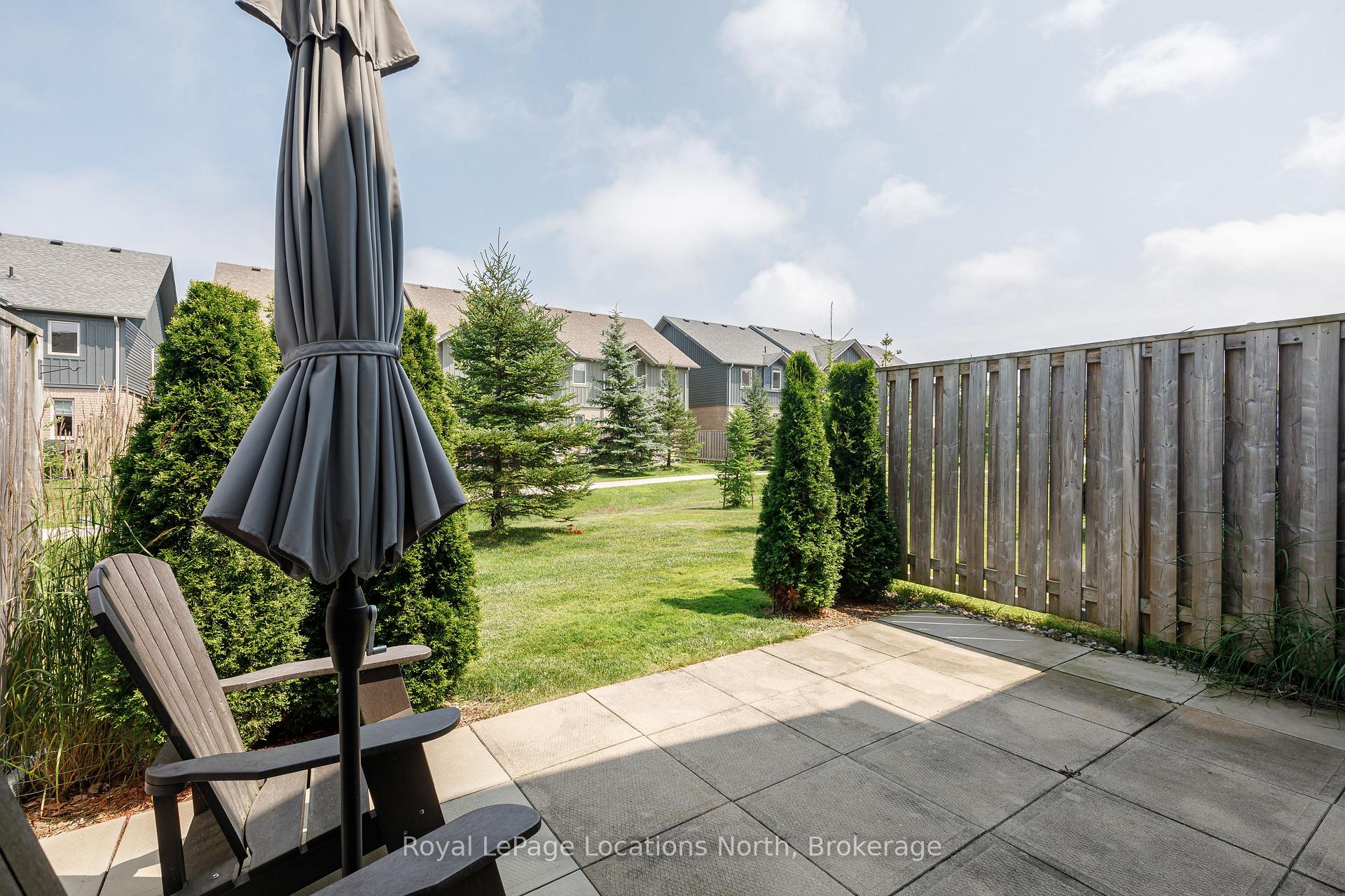 Photo 14 of 35 Silver Glen Boulevard, Collingwood — HOMEH