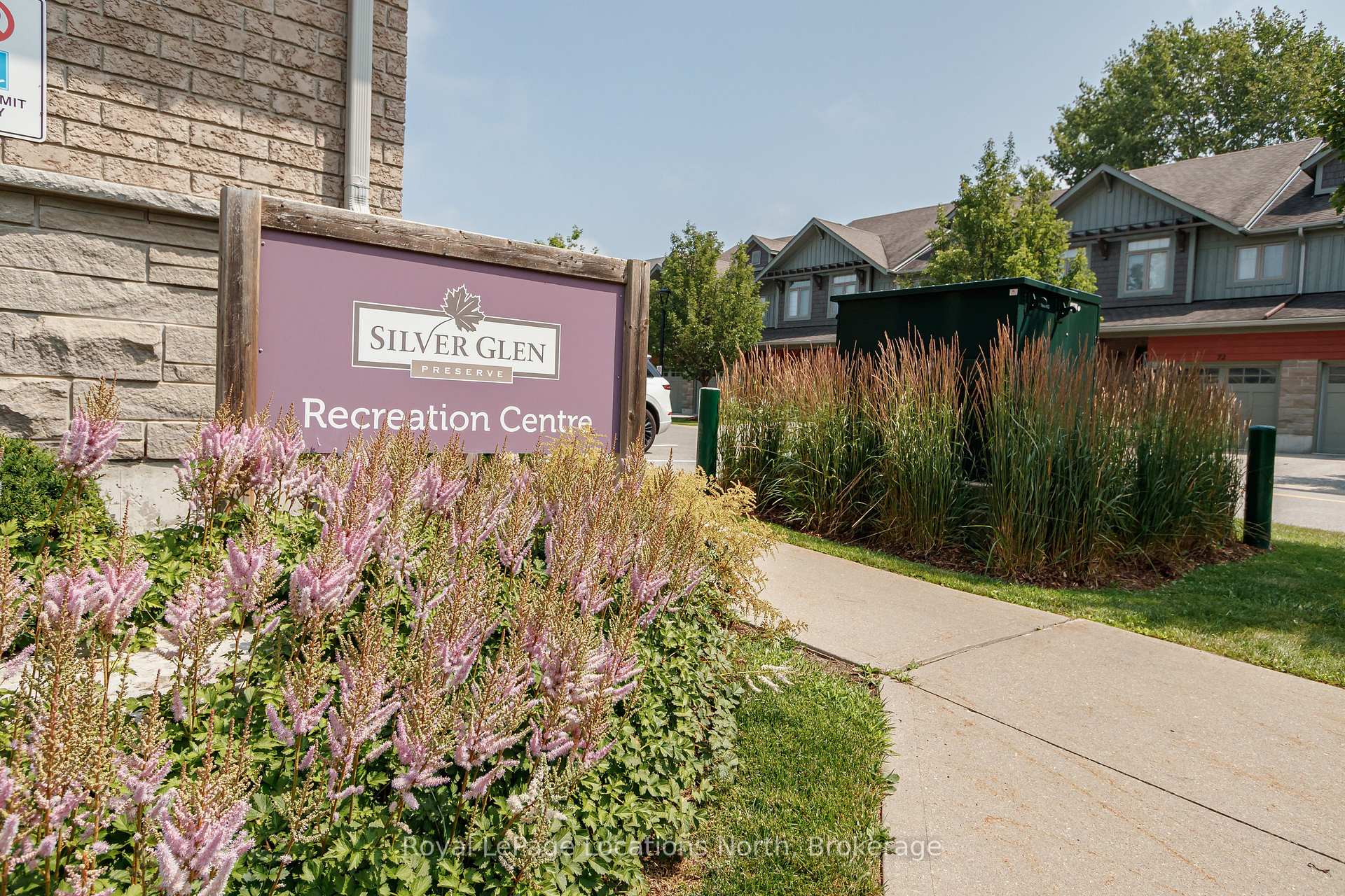 Photo 16 of 35 Silver Glen Boulevard, Collingwood — HOMEH