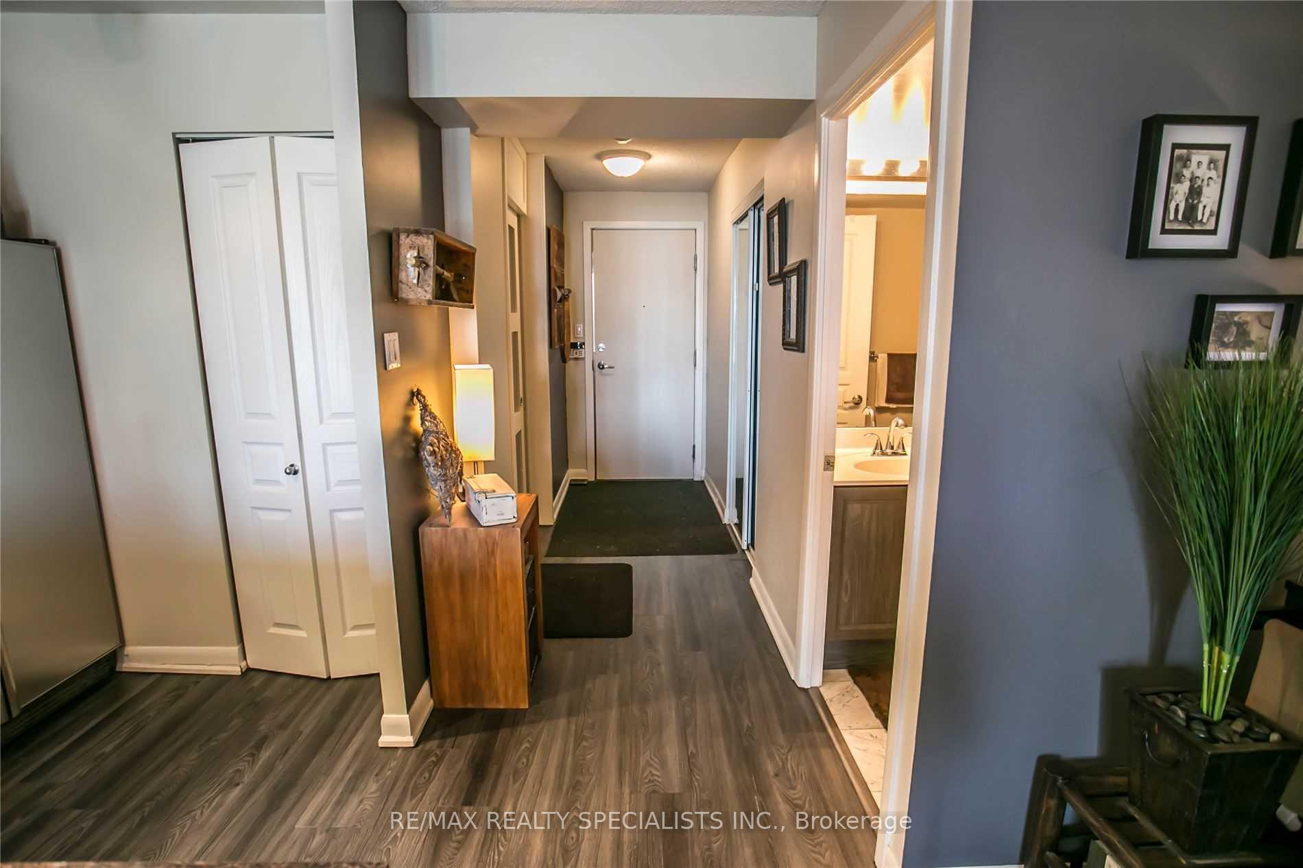 Photo 6 of Unit 607, 323 Richmond Street, Toronto, Moss Park — HOMEH