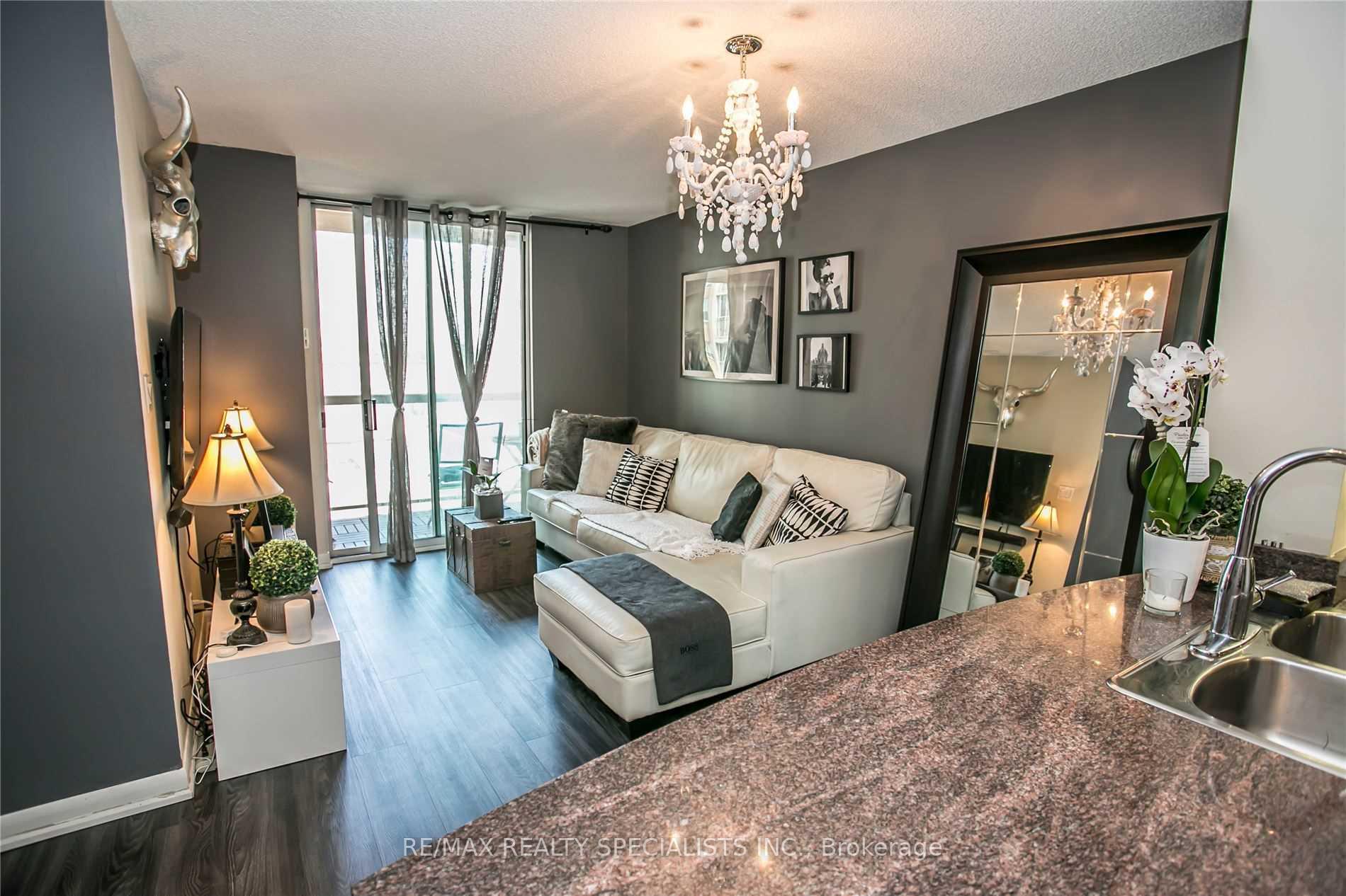 Photo 13 of Unit 607, 323 Richmond Street, Toronto, Moss Park — HOMEH