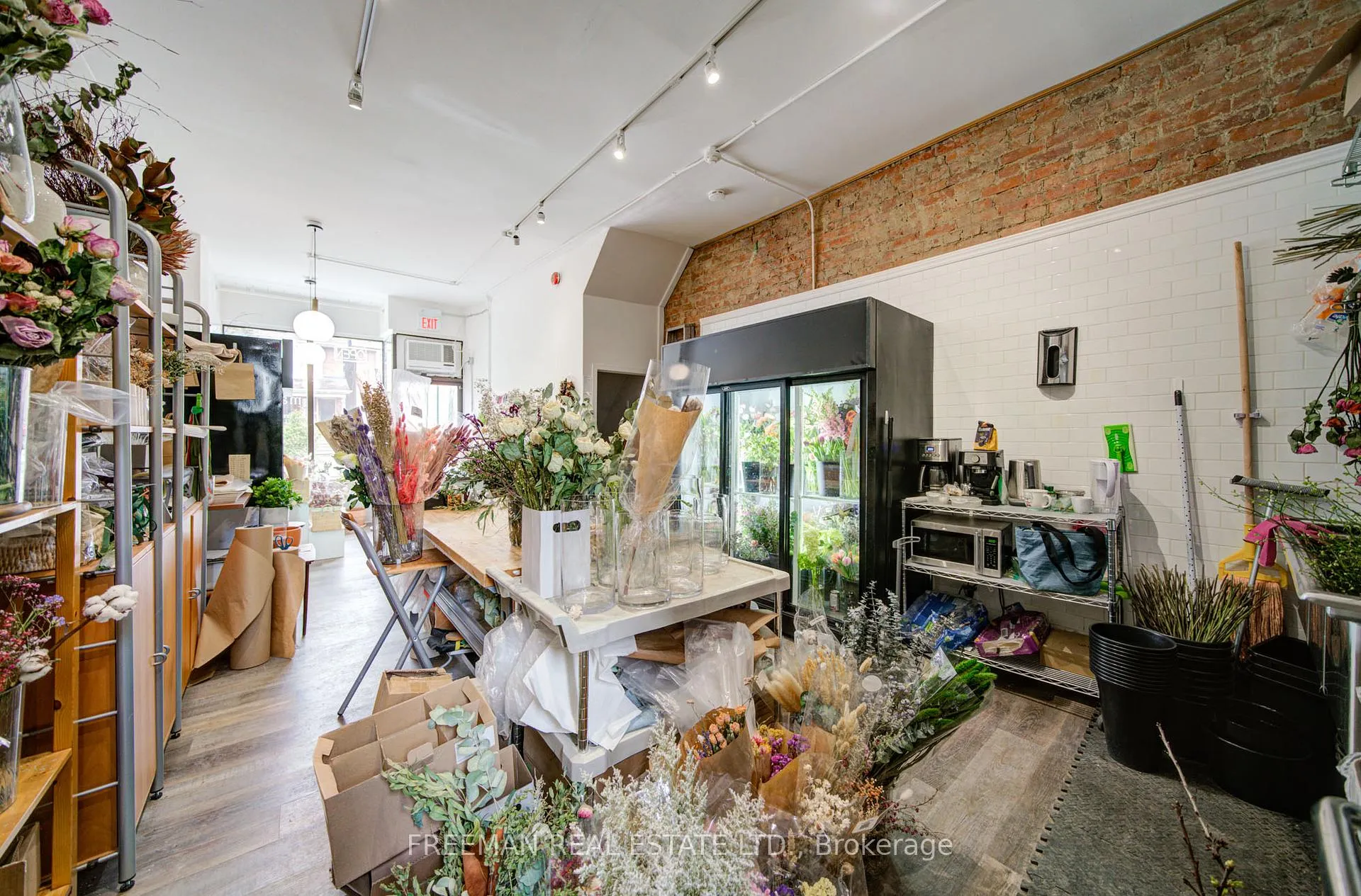 Photo 8 of 970 Bathurst Street, Toronto, The Annex — HOMEH