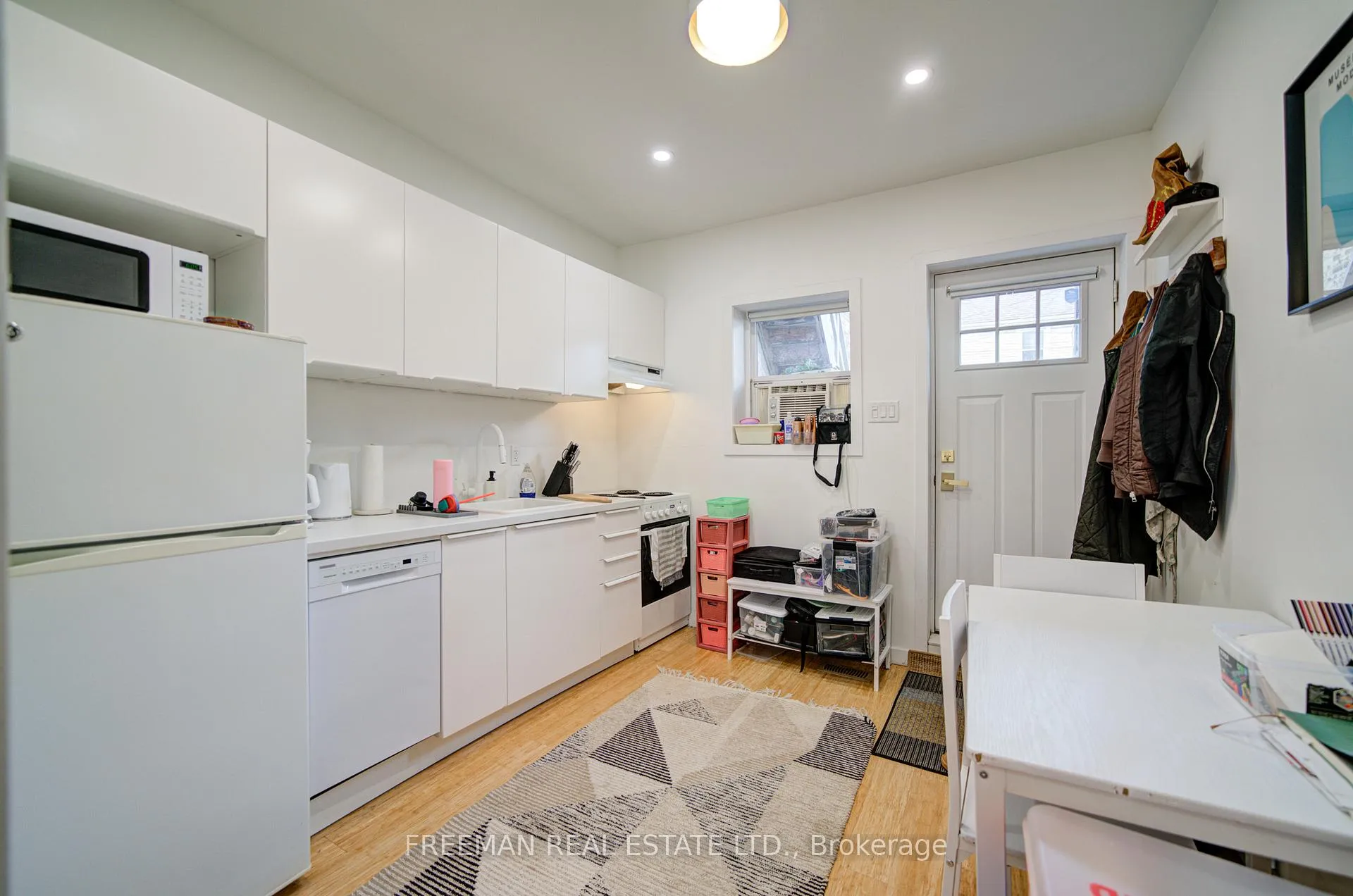 Photo 10 of 970 Bathurst Street, Toronto, The Annex — HOMEH