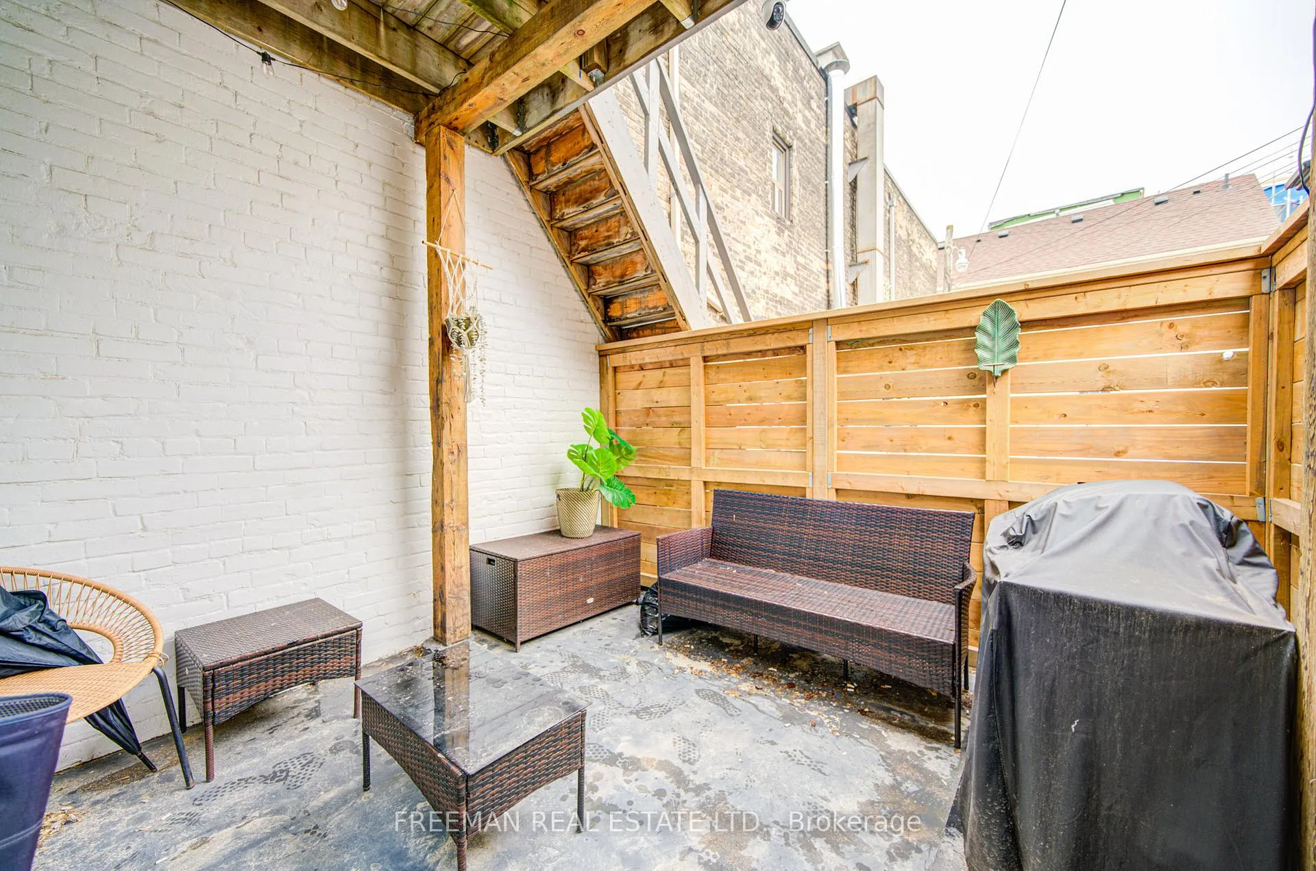 Photo 18 of 970 Bathurst Street, Toronto, The Annex — HOMEH