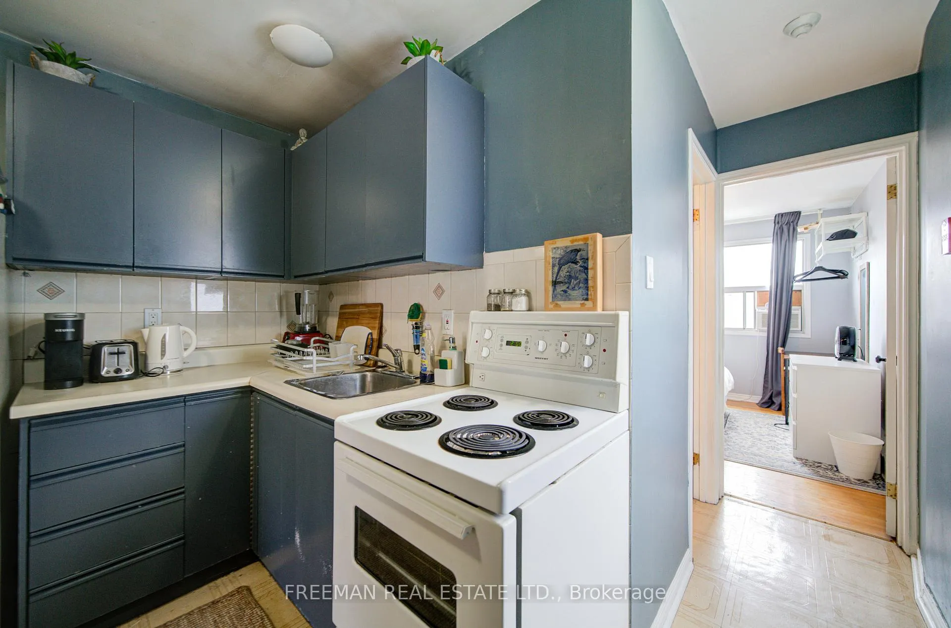 Photo 19 of 970 Bathurst Street, Toronto, The Annex — HOMEH