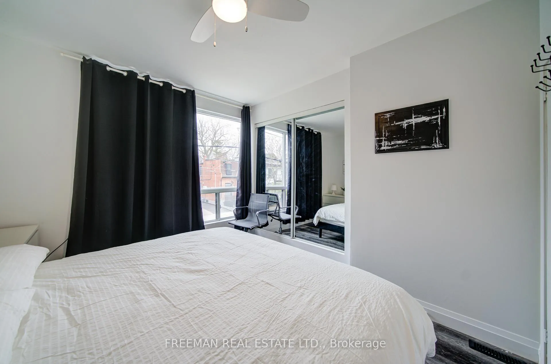 Photo 32 of 970 Bathurst Street, Toronto, The Annex — HOMEH