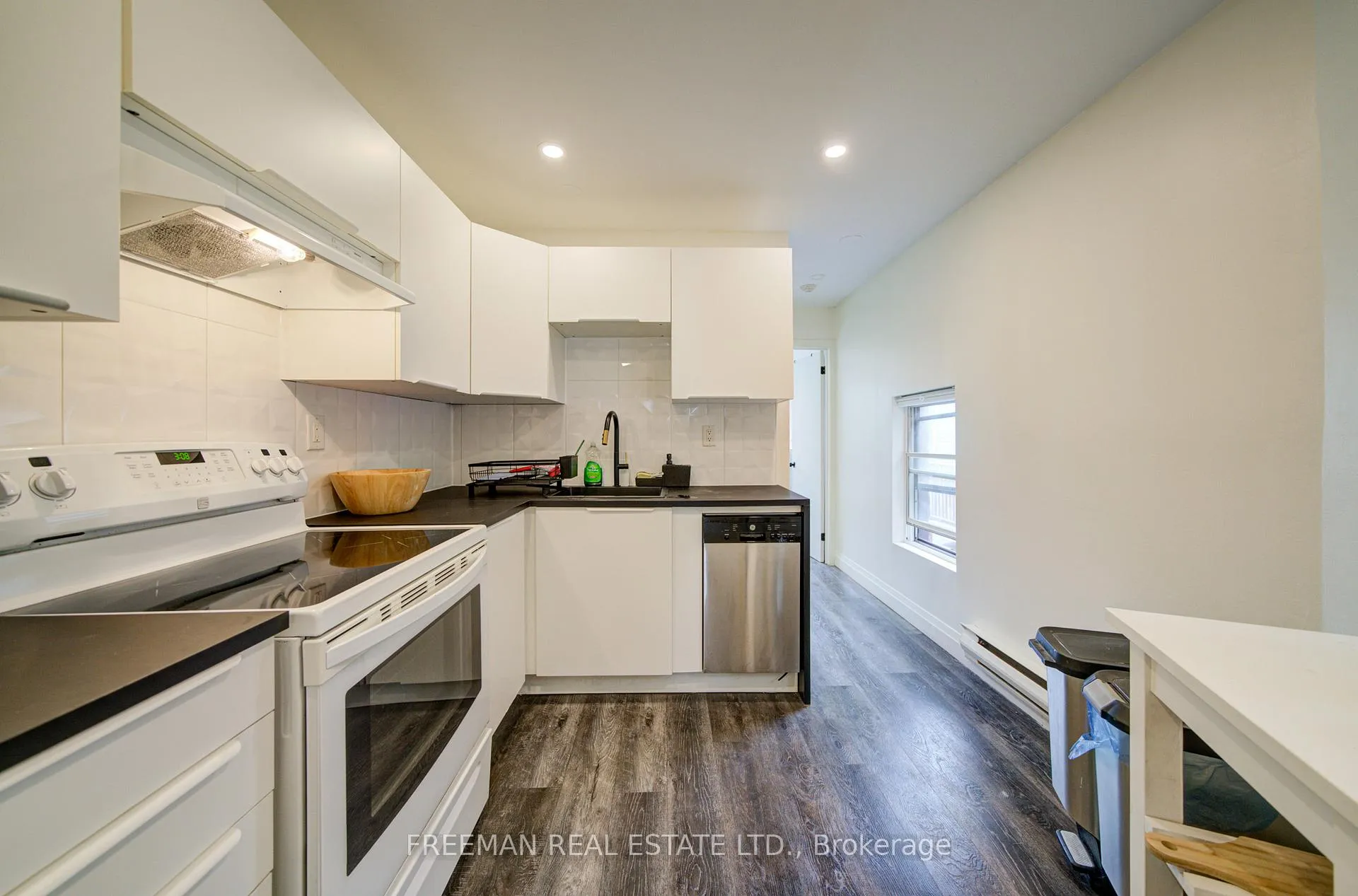 Photo 43 of 970 Bathurst Street, Toronto, The Annex — HOMEH