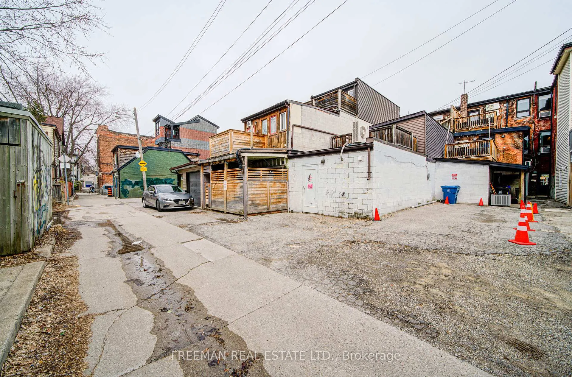 Photo 45 of 970 Bathurst Street, Toronto, The Annex — HOMEH