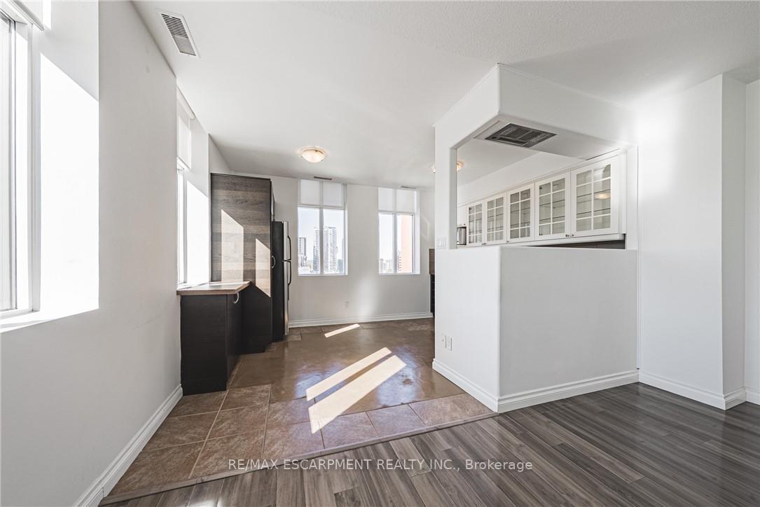 Photo 5 of Unit 1205, 36 James Street S, Hamilton, Central — HOMEH