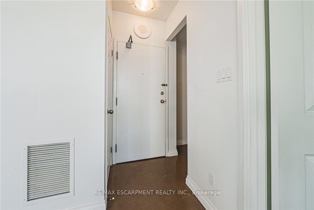 Photo 7 of Unit 1205, 36 James Street S, Hamilton, Central — HOMEH