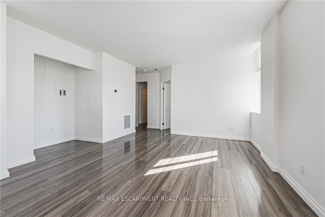 Photo 8 of Unit 1205, 36 James Street S, Hamilton, Central — HOMEH