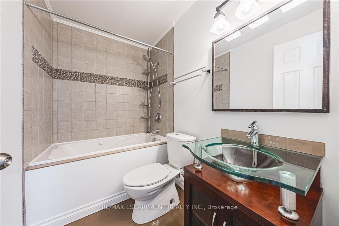 Photo 12 of Unit 1205, 36 James Street S, Hamilton, Central — HOMEH