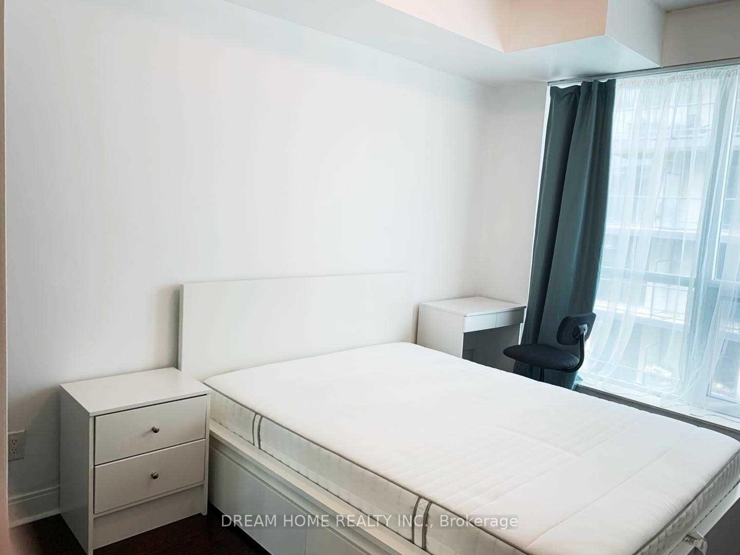 Photo 12 of Unit 1403, 38 The Esplanade, Toronto, Waterfront Communities — HOMEH