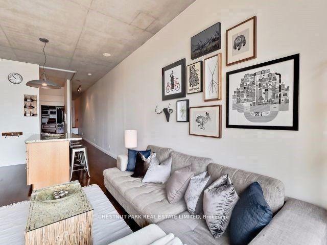 Photo 3 of Unit 427, 33 Mill Street, Toronto, Waterfront Communities — HOMEH