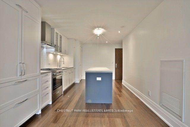 Photo 4 of Unit 507, 25 Malcolm Road, Toronto, Leaside — HOMEH