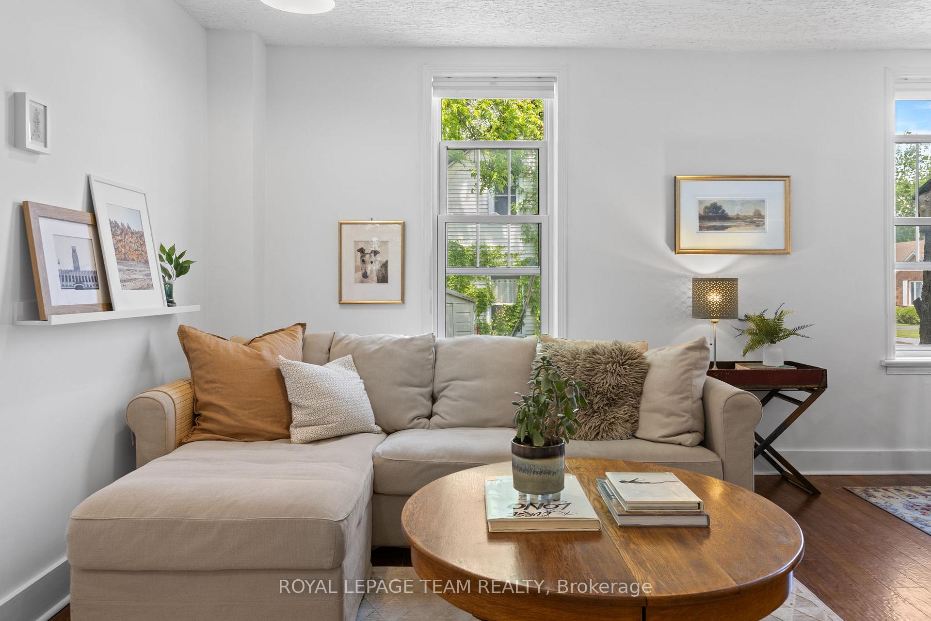 Photo 14 of 104 Napoleon Street, Carleton Place — HOMEH