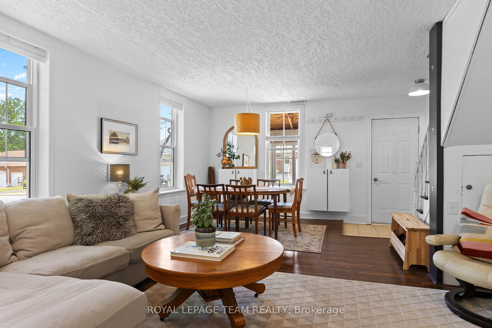 Photo 16 of 104 Napoleon Street, Carleton Place — HOMEH