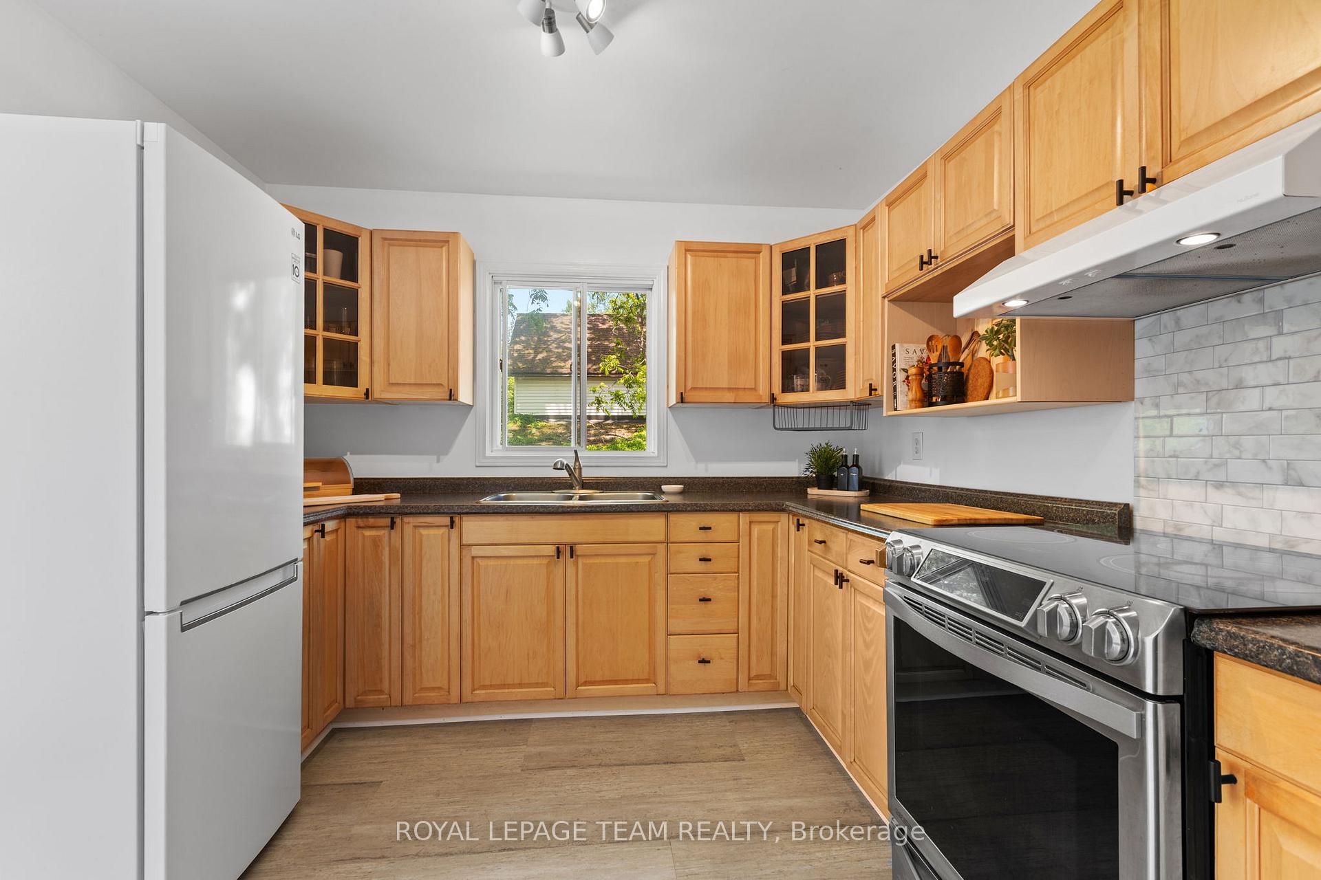 Photo 18 of 104 Napoleon Street, Carleton Place — HOMEH