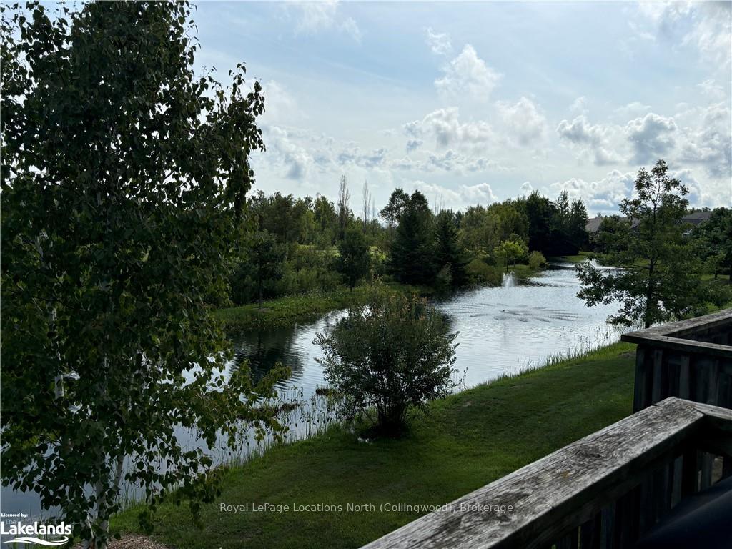 Photo 3 of 77 Green Briar Drive, Collingwood — HOMEH